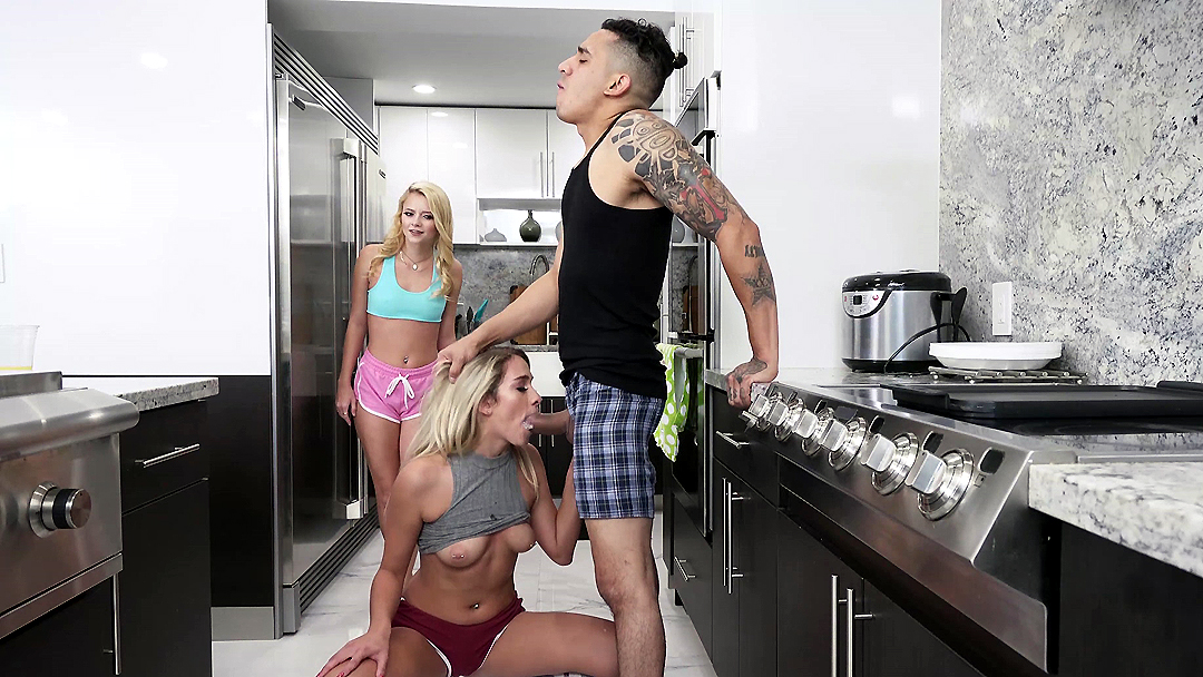 Gym stepbrother mom lesbo